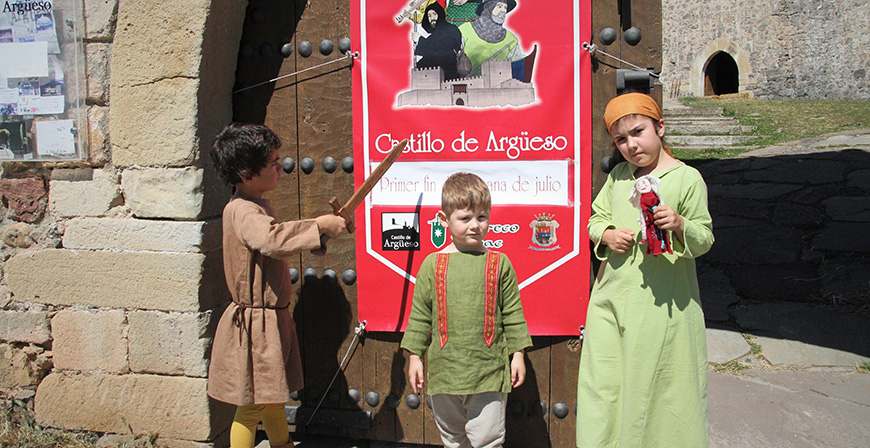 El Castillo de Arg�eso programa m�s de una decena de actividades en apenas tres semanas