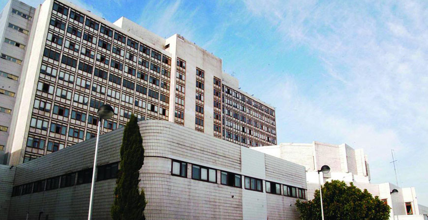 CC OO denuncia posibles riesgos estructurales en la demolici�n de la Residencia Cantabria tras detectarse grietas el pasado 8 de abril