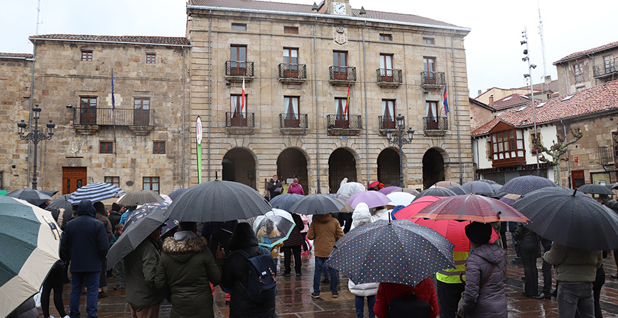 CCOO y UGT exigen que el Gobierno concrete los proyectos y la financiacin para la reindustrializacin de Campoo