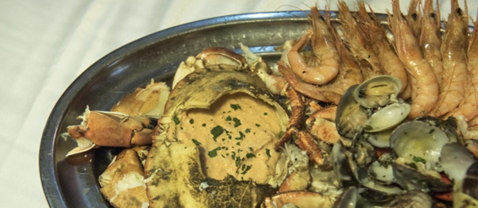 Celebra San Valentn con una mariscada en el San Roque