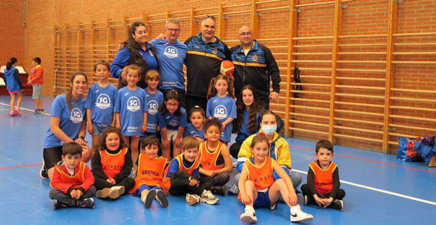 Un centenar de participantes disfrutaron de las III Jornadas de Baloncesto de Campoo de Enmedio 