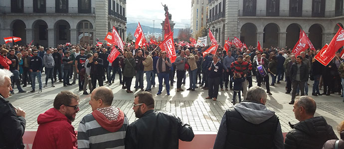 Cerca de 6.000 personas secundan en Santander la manifestacin por un 