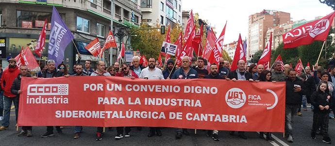 Cerca de 6.000 personas secundan en Santander la manifestacin por un 