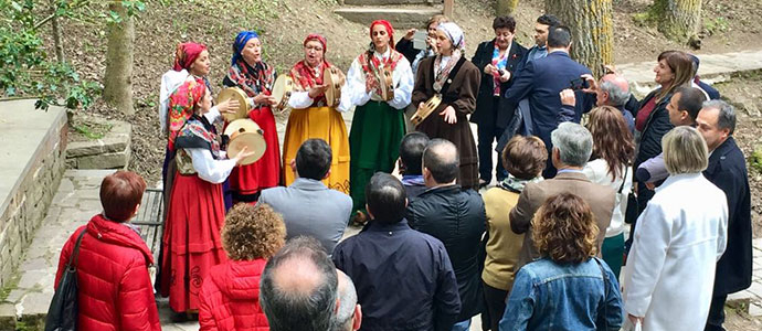 Csar de Cos clausura el congreso de directores de centros de educacin Secundaria
