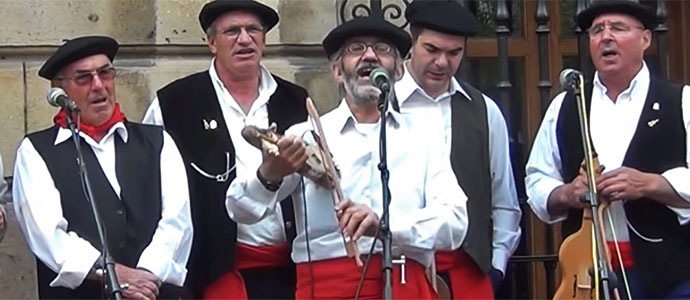Csar Higuera Amor presentar su disco 'De Odo', este viernes, en el Espoln