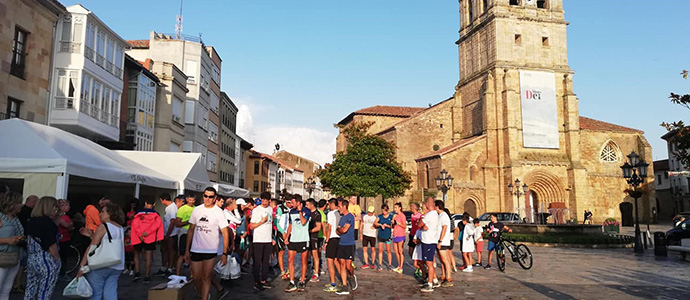 Chema Martnez visita Aguilar de Campoo para difundir la lucha contra el chagas