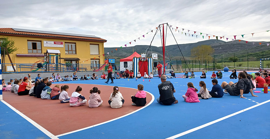 El circo, protagonista en el CEIP Rodrguez de Celis