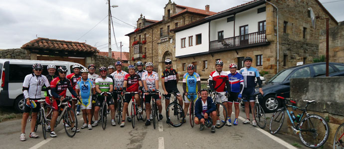 El Club Cicloturista de Gerdau se va de vuelta