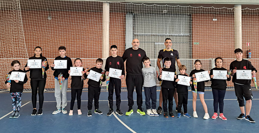 El Club Esparta clausura la temporada con la entrega de diplomas a sus luchadores ms jvenes