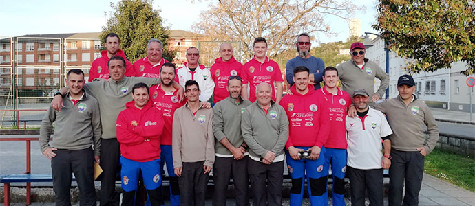 El Club de Petanca Reinosa despide su primera temporada con un meritorio tercer puesto