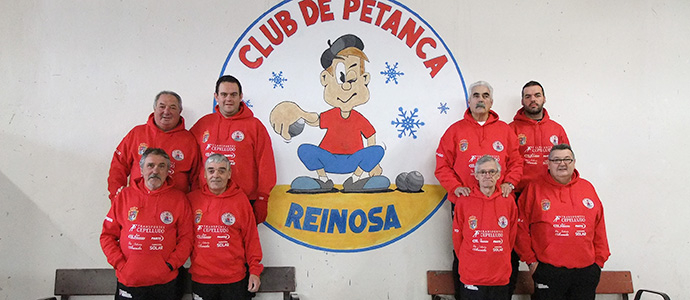 El Club de Petanca de Reinosa estrena pistas en el Ferial