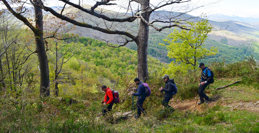 El club Pico Cordel repite ruta por Saja