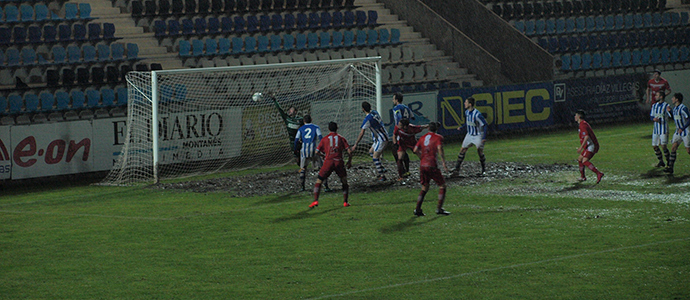 El colista venci al lder