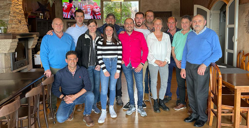 Comida de hermandad de los trabajadores de Mantenimiento de Gamesa Electric Reinosa