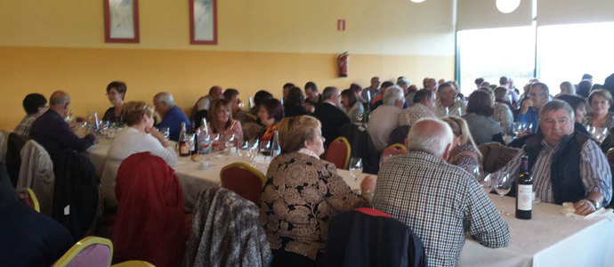 Comida de hermandad de las asociaciones de vecinos de Nestares