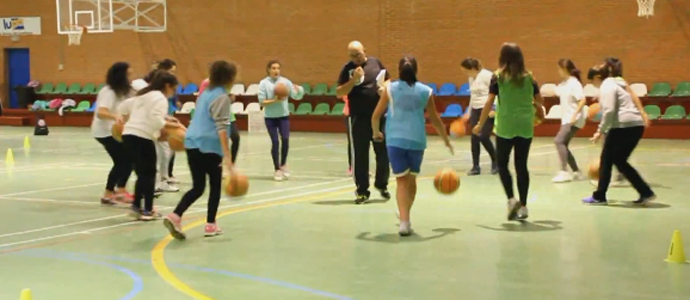 Comienza la liga para los equipos de baloncesto de Enmedio