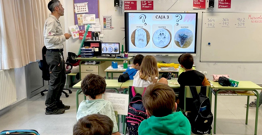 Comienza el programa de visitas educativas 'Cabrceno en tu cole'