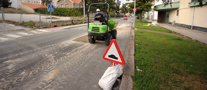 Comienza la reparacin de los socavones de la Avenida Castilla