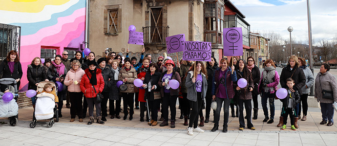 Comienzan los actos a favor del Da Internacional de la Mujer en Reinosa