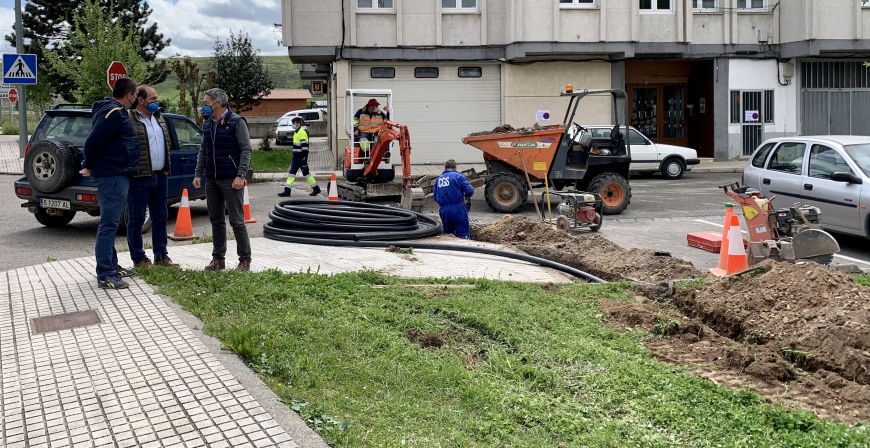Comienzan las obras de renovacin y mejora de la red de agua potable en la calle Julibriga de Matamorosa