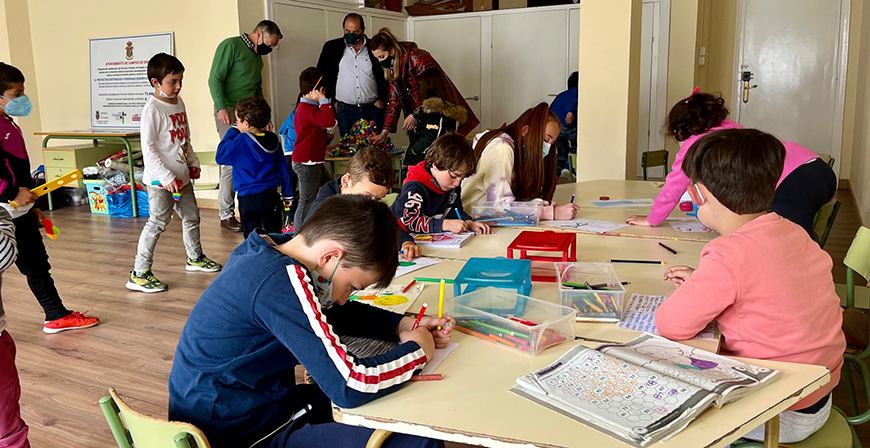 La ludoteca de Enmedio despide la Semana Santa con ms de 40 participantes