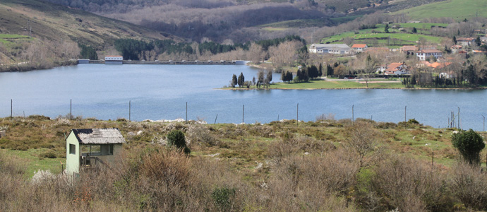 La Confederacin pone en marcha un plan de emergencia en el pantano y el cauce del Ebro