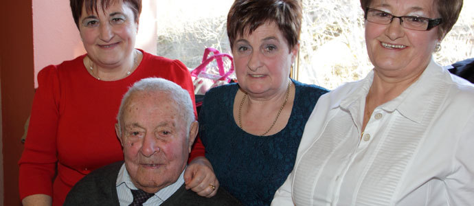 Conrado Lpez celebr sus 102 aos en familia