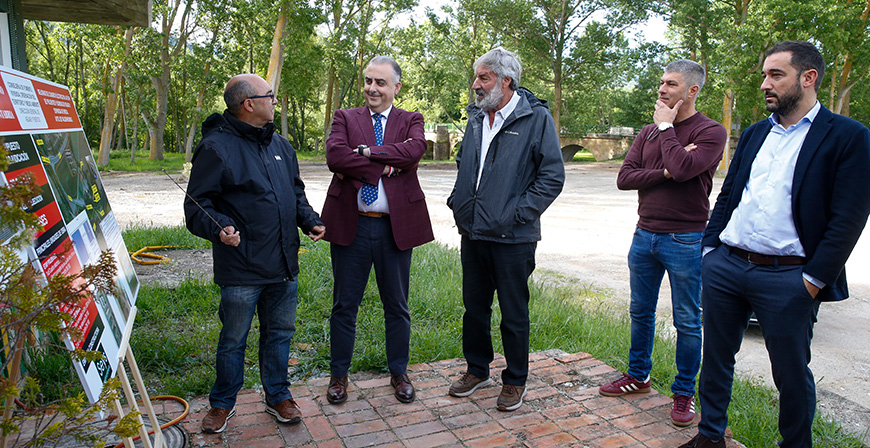 El consejero de Fomento anuncia inversiones por m�s de 700.000 euros para mejorar el abastecimiento de agua en Valderredible