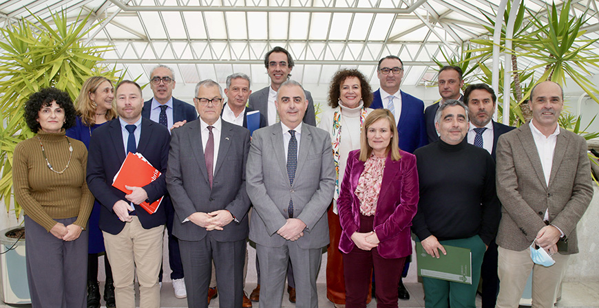 El consejero de Fomento presenta un presupuesto de 325 millones de euros para 2026