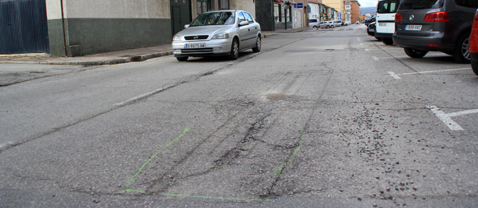 El Consistorio bachear numerosos viales del municipio