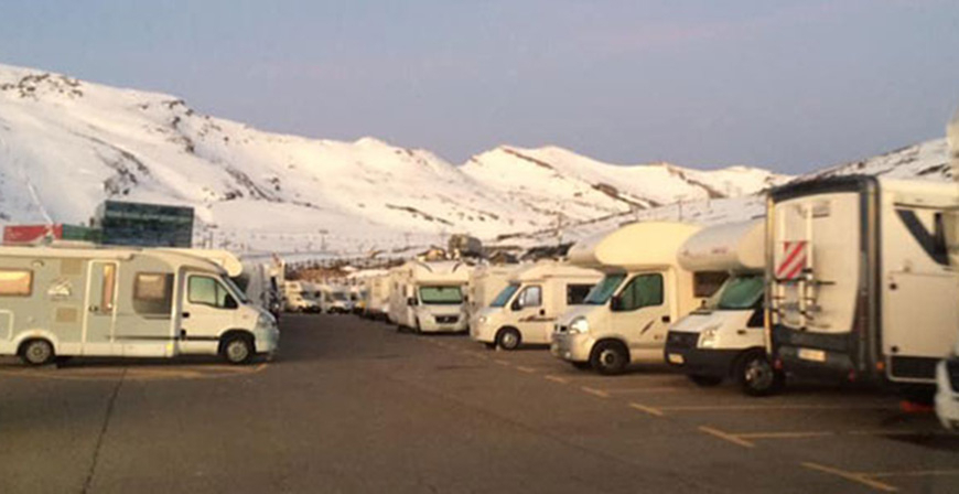 Construir un parking de autocaravanas en Braavieja y elaborar una ordenanza para regularlo