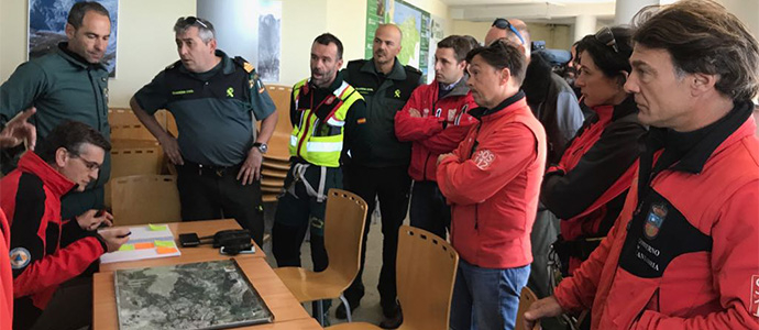 Contina la bsqueda por tierra y aire de los senderistas suizos desaparecidos en Fuente D