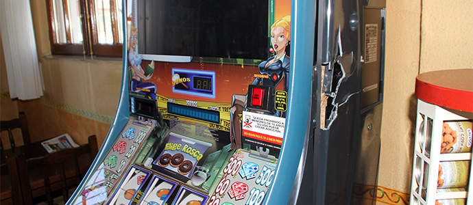 Continan los 'robos exprs' de mquinas recreativas