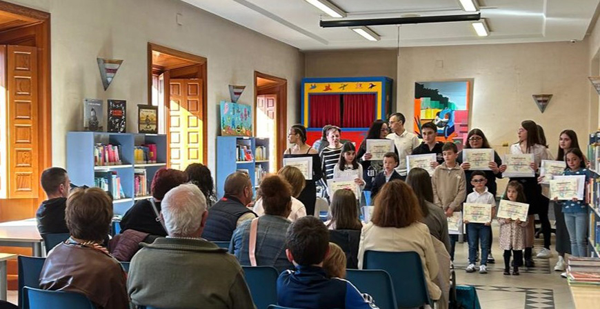 Convocados los concursos de Literatura en Tres L�neas y Marcap�ginas