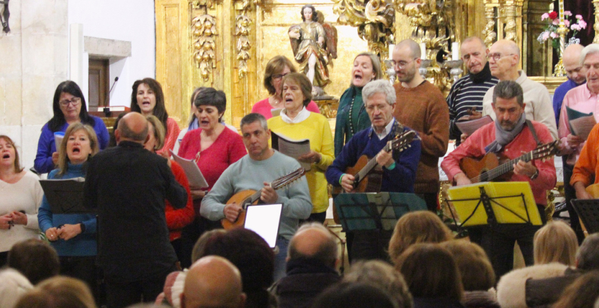 La Coral de Villancicos de La Granja actu en la Parroquia de San Sebastin