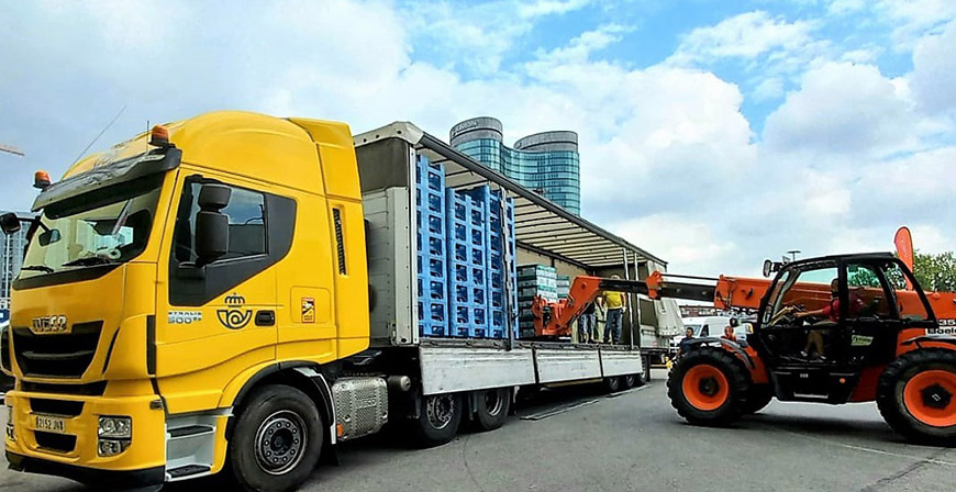 Correos traslada la infraestructura de La Vuelta que llega maana a Cantabria