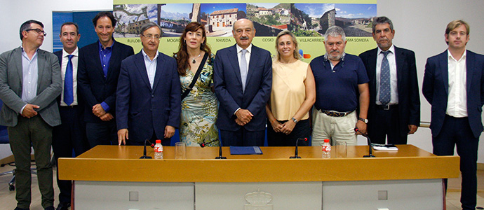 Coso se impone a Naveda y Loma Somera como Pueblo de Cantabria 2016