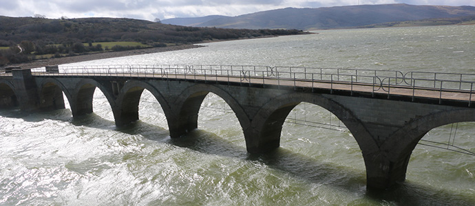 La cota del Pantano del Ebro ha subido casi cinco metros desde diciembre