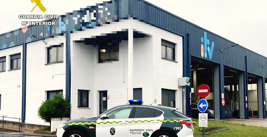 Cuatro detenidos y diez investigados por la Guardia Civil por supuestas inspecciones fraudulentas a veh�culos en una ITV
