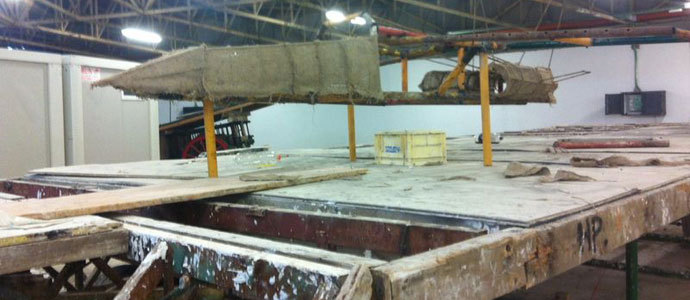 Cuatro son las carrozas que de momento se construyen en El Ferial de Reinosa