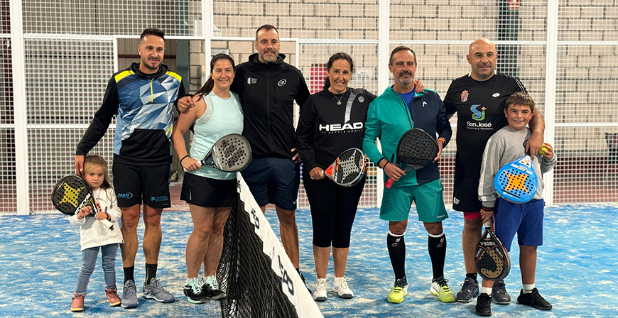 Los Cuegles se alzan con el I Torneo de Pdel Interpeas