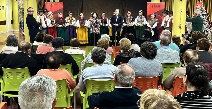 La Cultura Contraataca Origen lleva el folclore al Centro Social de Mayores de Reinosa