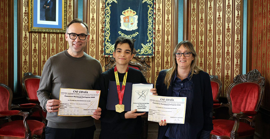 Daniel Cobos logra tres primeros premios nacionales de danza y se clasifica para el Europeo 2026
