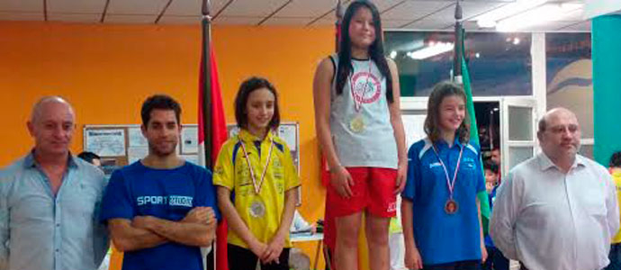Daniel Gonzlez y Alba Fernndez consiguen el oro en la tercera jornada de la Liga Alevn de Natacin