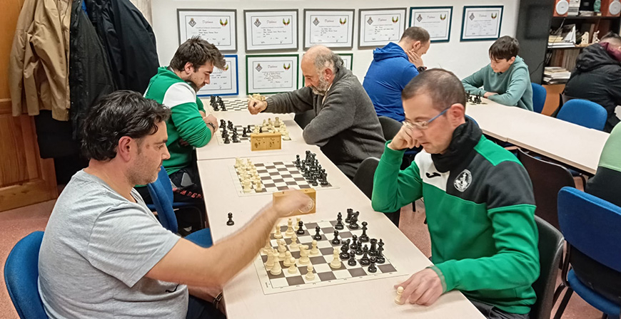 David Gutirrez gana el Torneo Social de Navidad del Club de Ajedrez Campoo