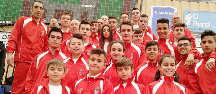 David Jorrn y lex Saiz se cuelgan el oro en el Campeonato de Espaa de Kick Boxing celebrado en Pontevedra
