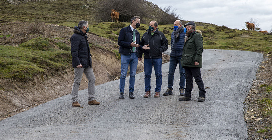 Desarrollo Rural invierte ms de 38.000 euros en la mejora de un camino en Caeda