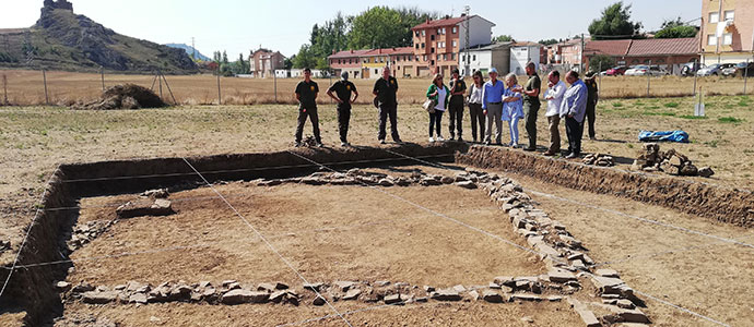 Descubren un mosaico romano en el yacimiento de Huerta Varona de Aguilar de Campoo 