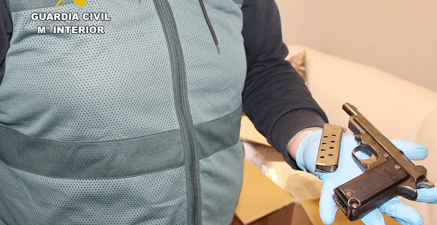 Desmantelado en Cantabria un clan familiar que blanque� m�s de 1,5 millones de euros procedentes de drogas y armas 