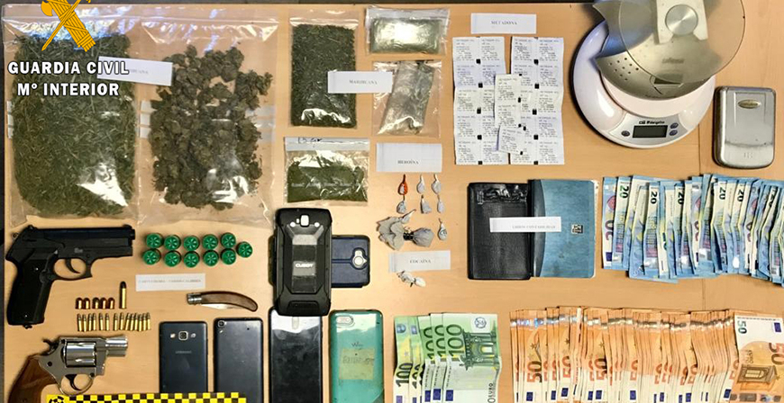 Desmantelado un punto de venta de droga ubicado en un domicilio de Libana
